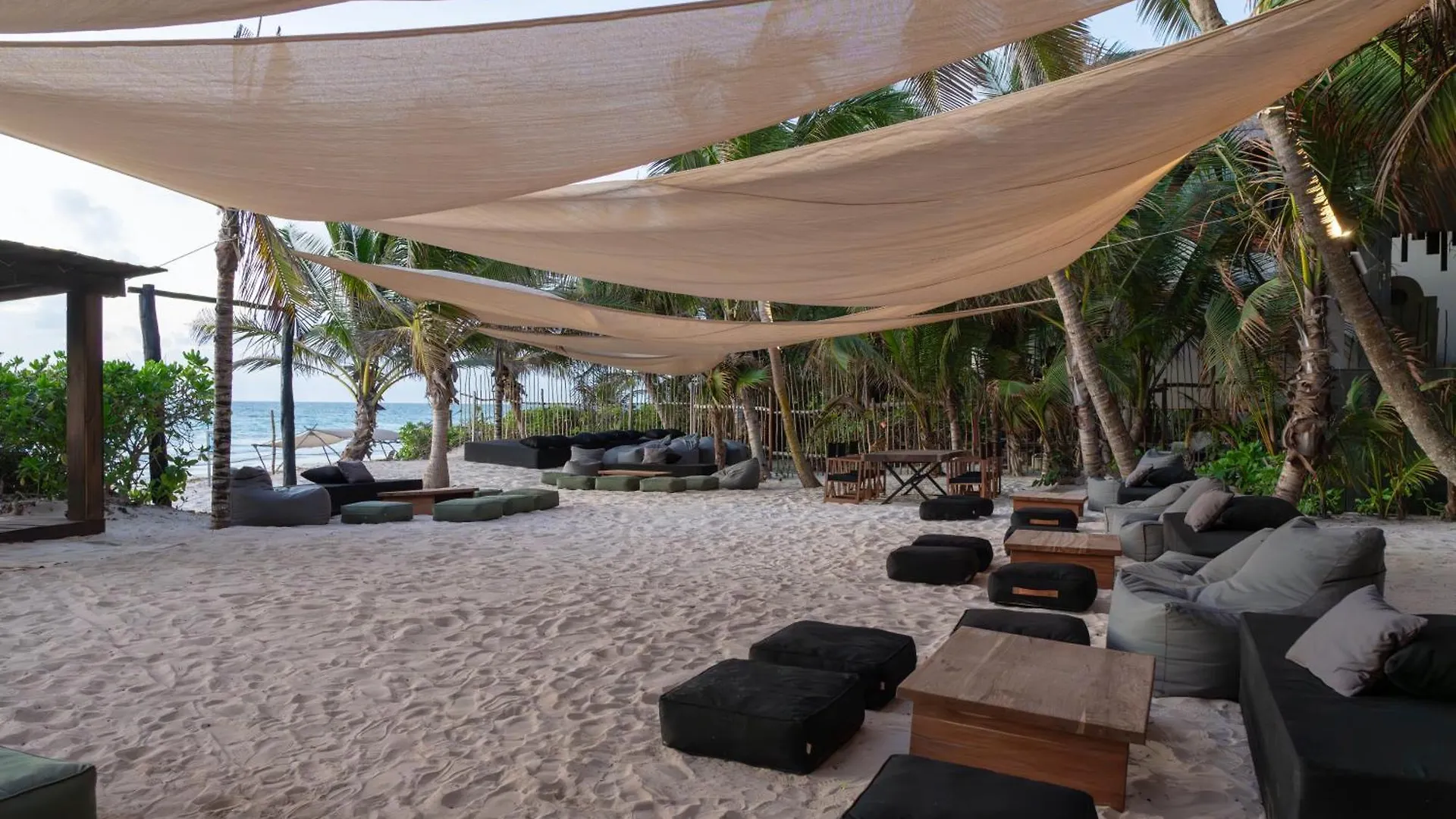Umi Tulum Hotel
