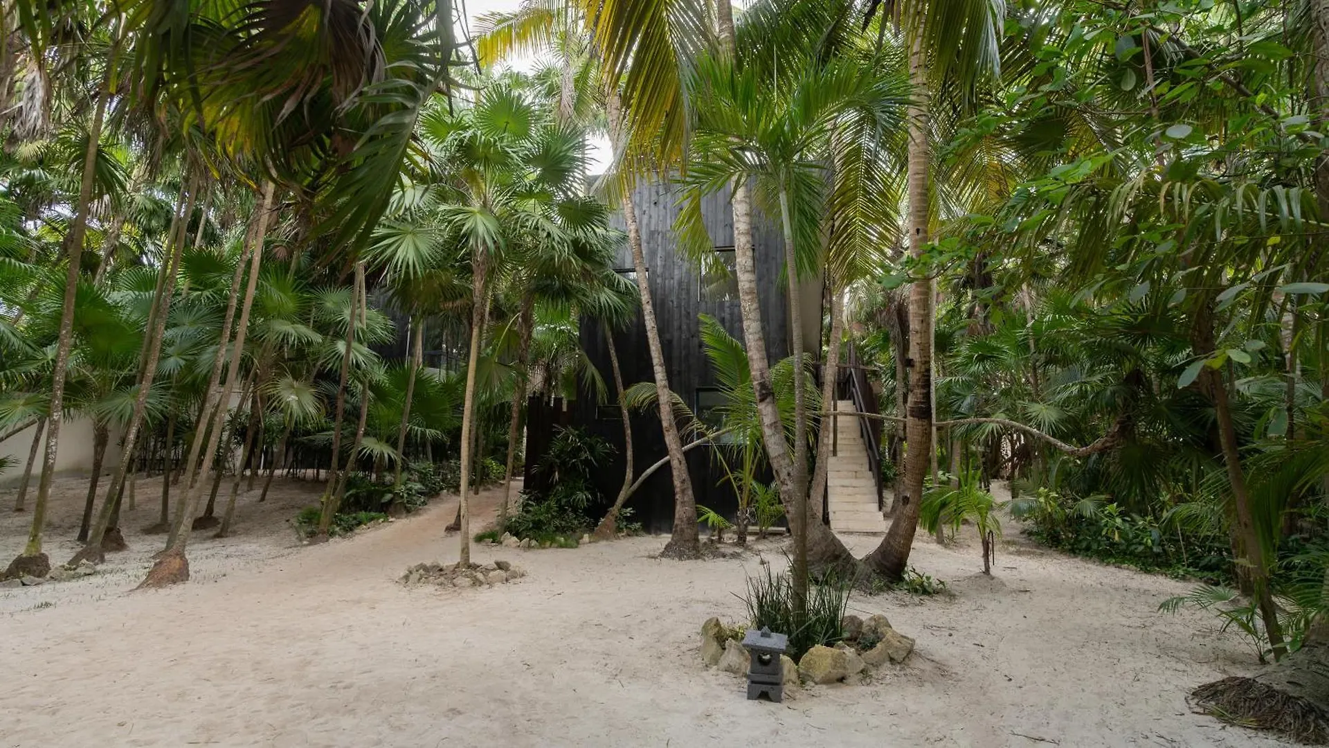 Umi Tulum Hotel